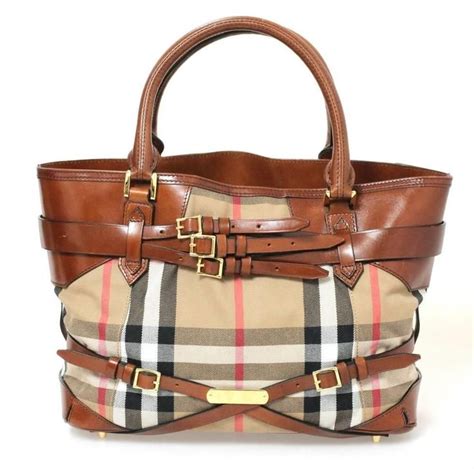 burberry handtas zwart|Burberry handbags for women.